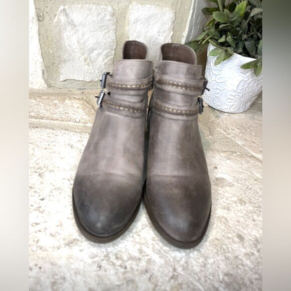 Carlos by Carlos Santana taupe booties sz 7.5 - Picture 4 of 8